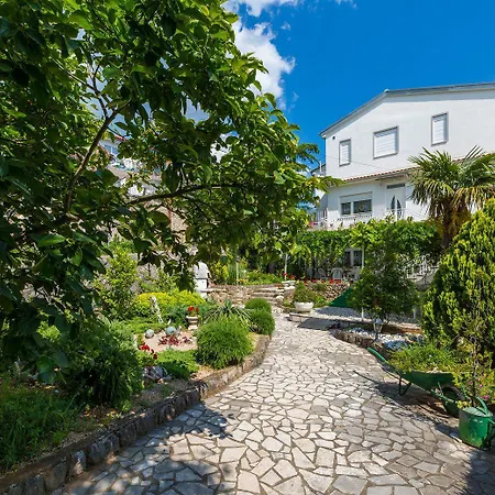 Modernes Studio-apartment 500 Meter Zum *